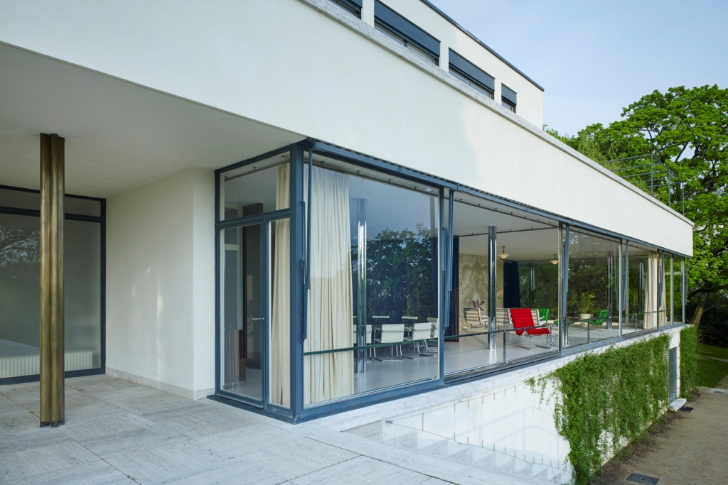 VILA TUGENDHAT V BRN (UNESCO)